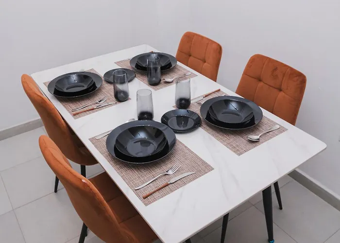 Via Albania - New Bazaar Apartment Tirana