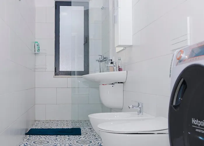 Via Albania - New Bazaar Apartment Tirana