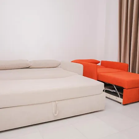 Via Albania - New Bazaar Apartman Tirana