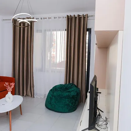 Апартаменты Via Albania - New Bazaar Тирана