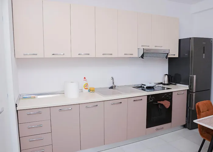 Via Albania - New Bazaar